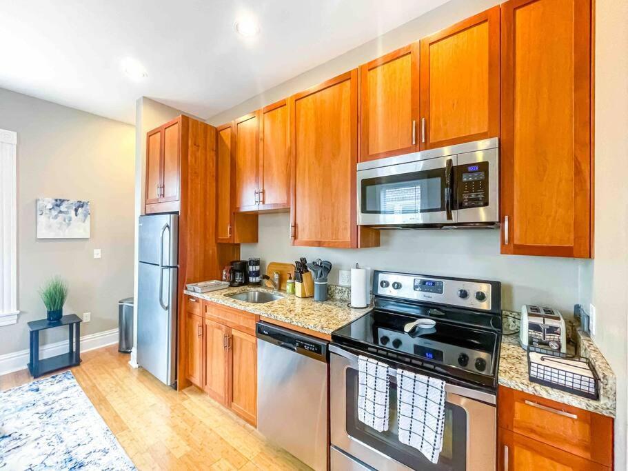 Modern Studio Full Kitchen & Balcony The Hill Tower Grove Экстерьер фото